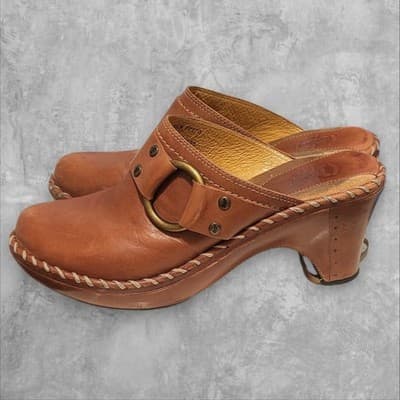 Frye Mules Women's 8.5 Brown Leather Studded Stitched Buckle Heel - Thumbnail 4