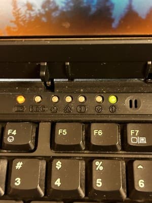 Vintage IBM ThinkPad 385XD Intel Pentium MMX Processor With Built In Cd Drive. - Thumbnail 9