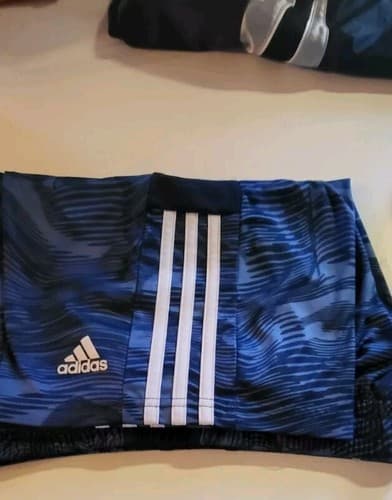Youth Adidas Basketball Shorts size Youth Large 14-16 - Thumbnail 2