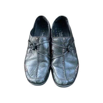 Clarks Black Leather Wave Run Slip-On Loafers Women Size 7M Shoes