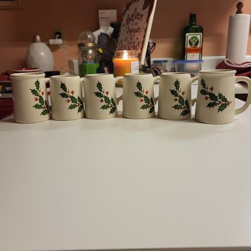 Vintage Set Of 6 Holly Berry Holiday Mugs - Thumbnail 5
