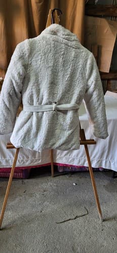 iZ BYER Girls Faux Fur Winter Jacket WHITE FUZZY SIZE L 14 - Thumbnail 3