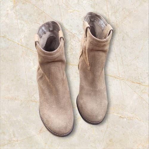Steve Madden Women's Shakkerr Ankle Boots, Taupe Suede SIZE 8 M