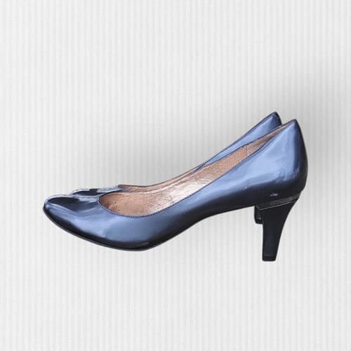 BCBGeneration Navy Gumby Patent Shoes Size 8.5M - Thumbnail 2