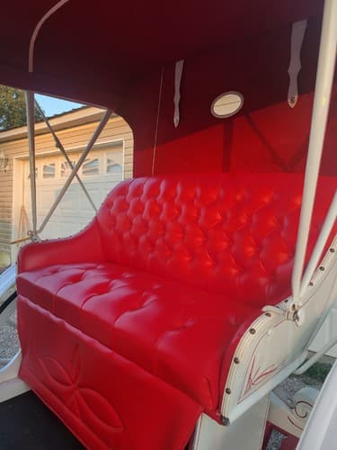 Beautiful Custom Made Amish Carriage. Local Pick Up Only . - Thumbnail 3