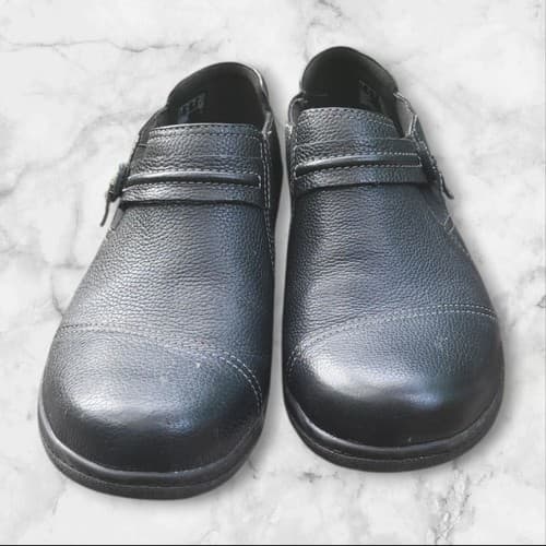 CLARKS COLLECTION Women's Size 9.5 Black Cheyn Madi Slip On Leather Loafer
