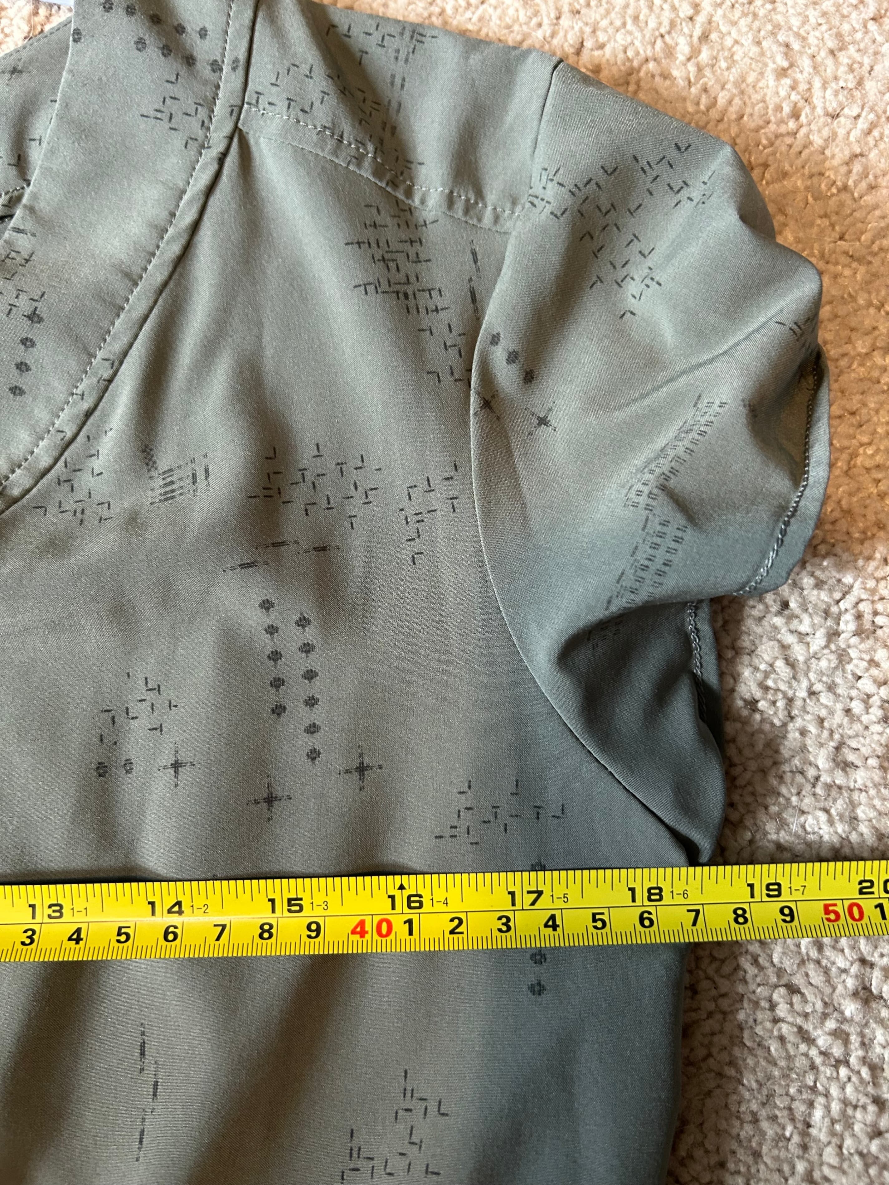 REI Co-op Women's Medium Sage Green V-Neck Dress with Pockets - Thumbnail 6