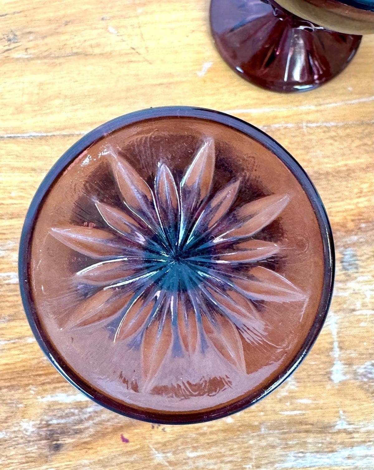 Moroccan Amethyst by Hazel-Atlas Wine Glass - Thumbnail 6
