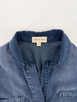 Anthropologie Cloth & Stone Blue Denim Chambray Split Back Button Down Shirt S - Thumbnail 5