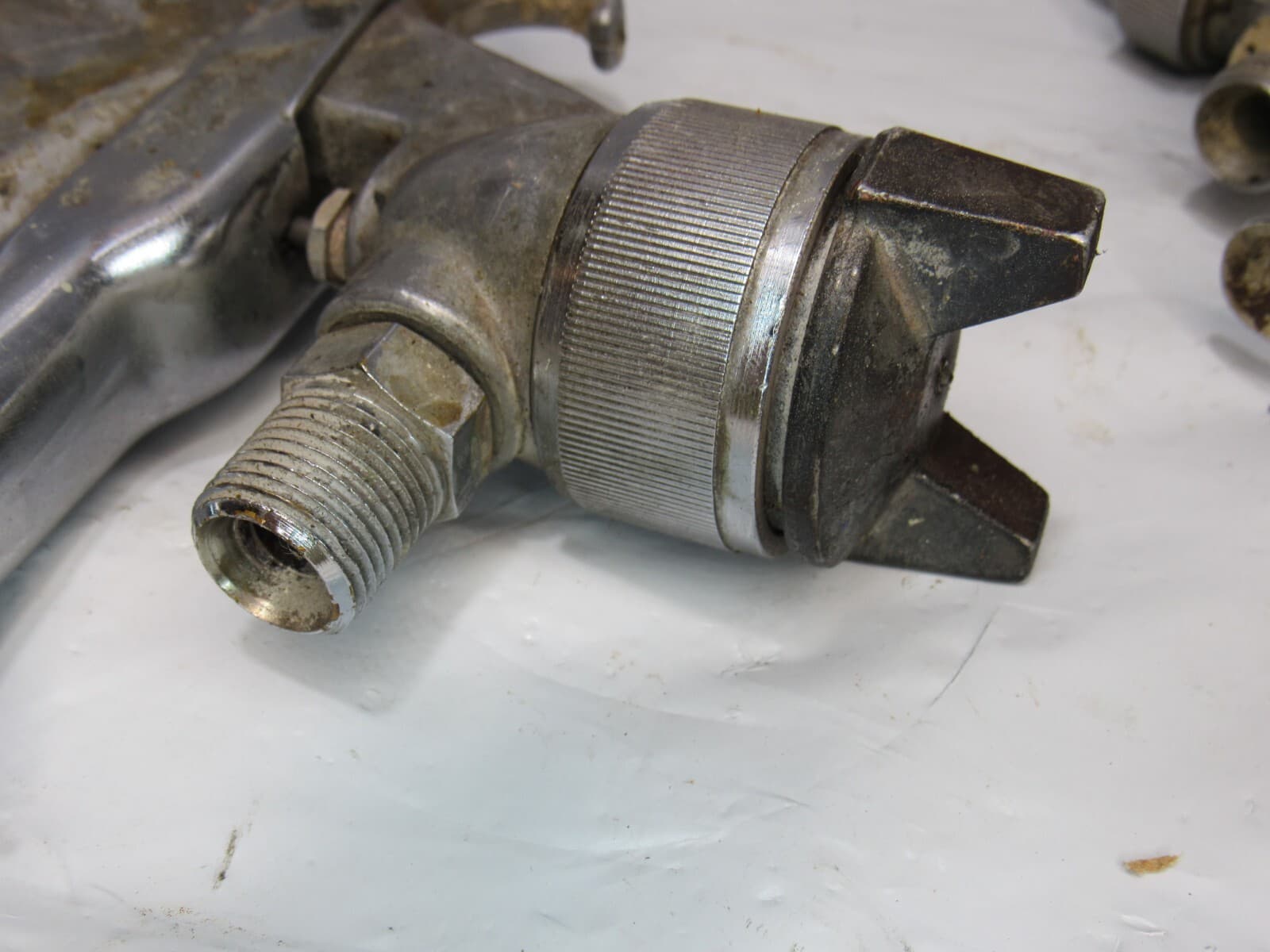 (2) Vintage Automotive Spray Paint Sprayer Guns Sears Campbell Hausfeld (R36J) - Thumbnail 4