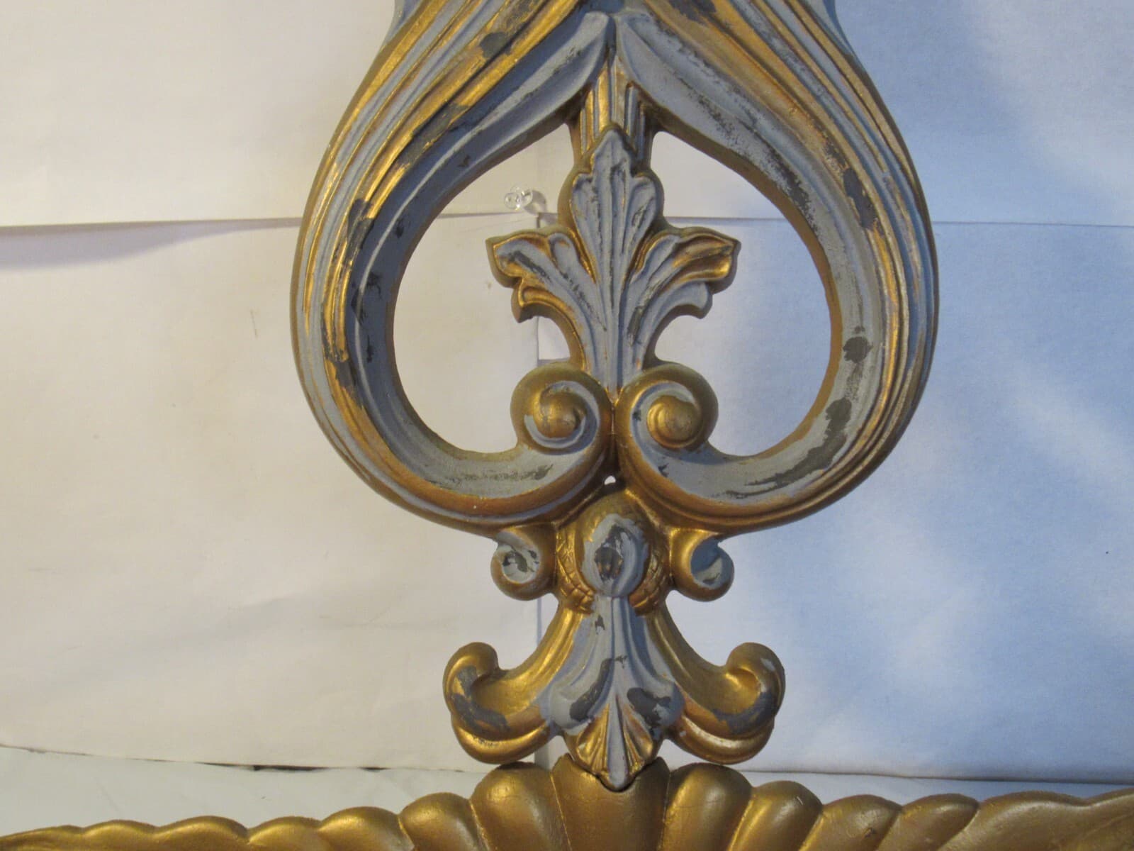 SEXTON Cast Aluminum Wall Planter Regency 1960s 15.5" Gold U47J - Thumbnail 5