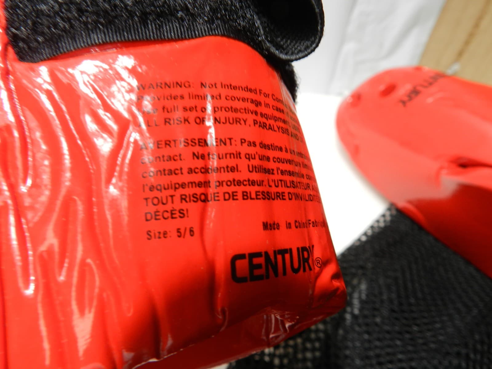 Century Youth Child Sparring Gear Martial Arts Headgear Hands Feet sz 5/6 E75M - Thumbnail 4