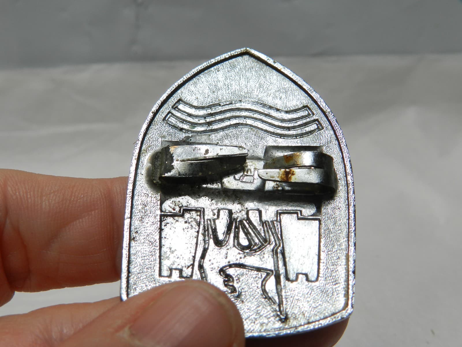 Vintage Volkswagen VW Wolfsburg Crest Hood Emblem Beetle (B5JJ? - Thumbnail 8