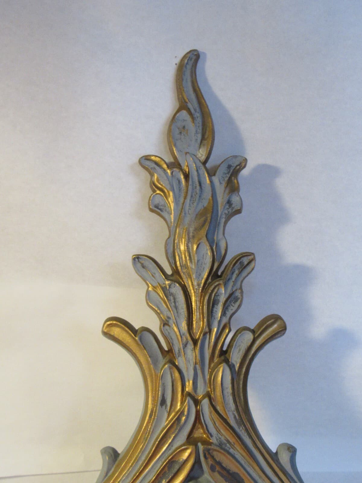 SEXTON Cast Aluminum Wall Planter Regency 1960s 15.5" Gold U47J - Thumbnail 4