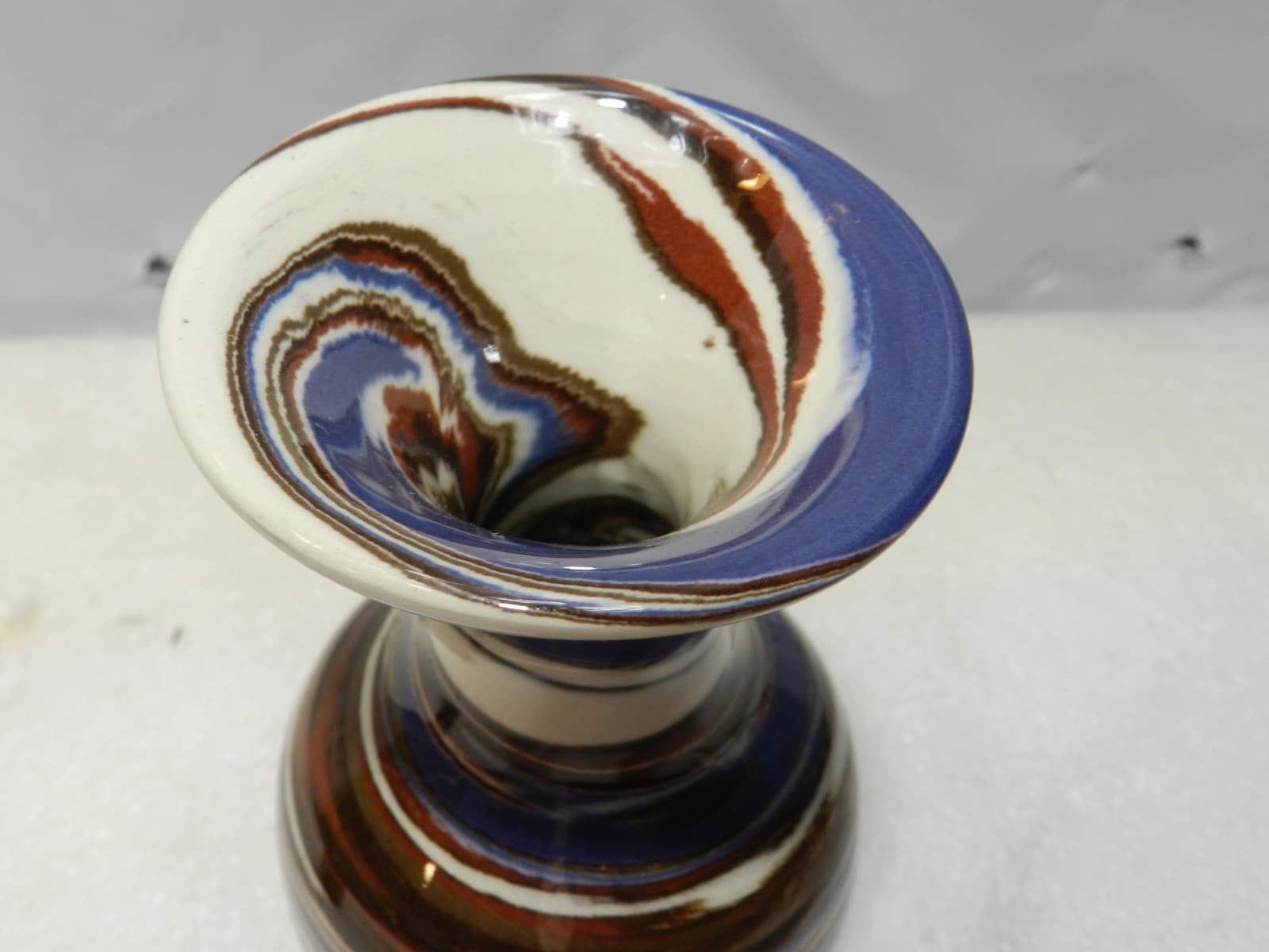 Vintage Desert Sands Pottery Ceramic Bud Vase Brown Blue Cream Swirl 5" (C57S) - Thumbnail 2