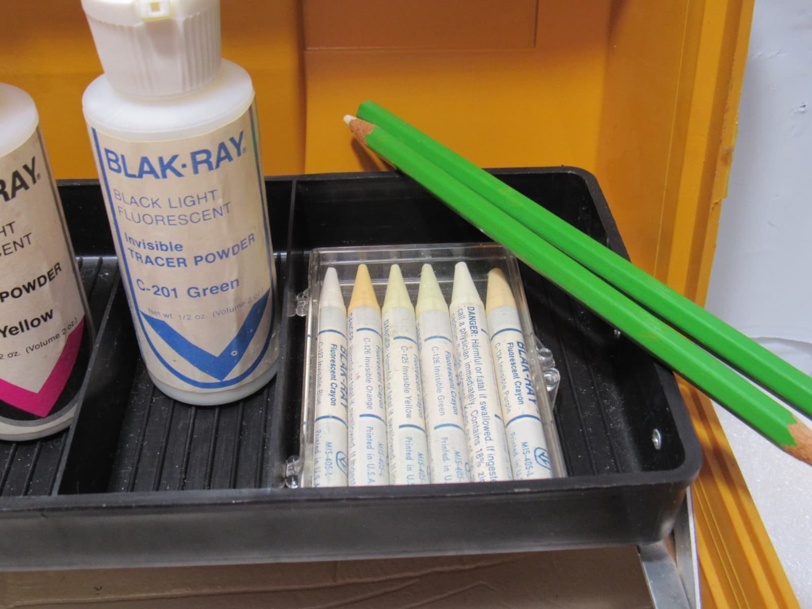 Ultra-Violet UVL-21 Blak-Ray Lamp long wave UV-366nm 115VAC, 60 Hz Crime Kit V41 - Thumbnail 10