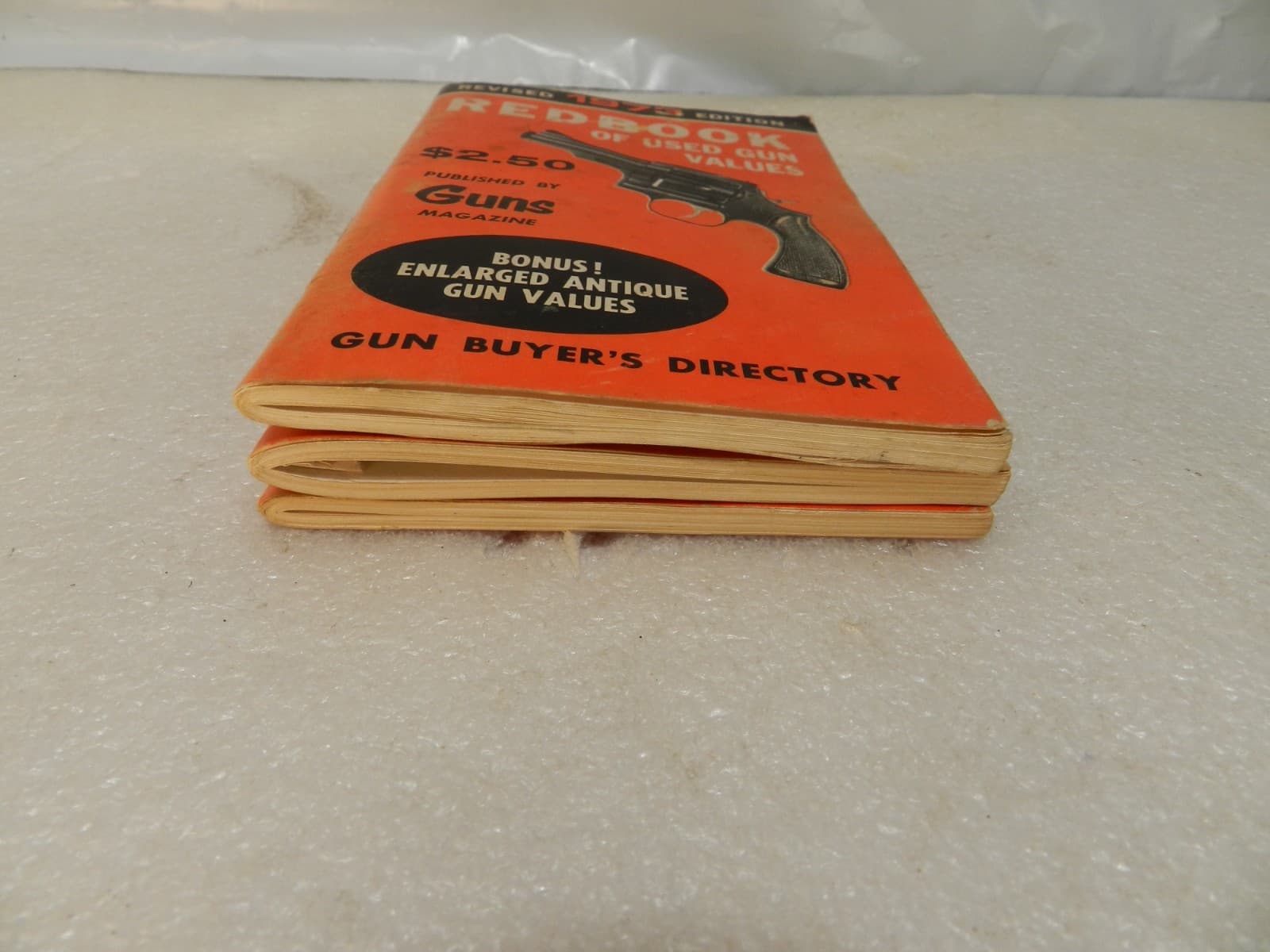 3 RedBook of Used Gun Values by Guns Magazine Red Book 70 72 73 Y32JJ - Thumbnail 8