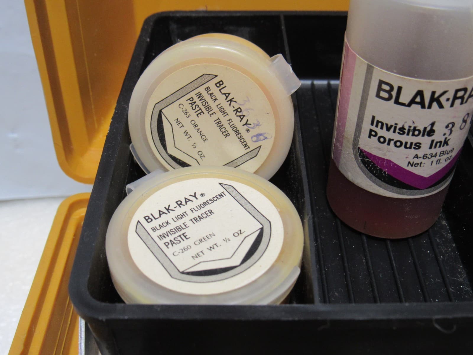 Ultra-Violet UVL-21 Blak-Ray Lamp long wave UV-366nm 115VAC, 60 Hz Crime Kit V41 - Thumbnail 12