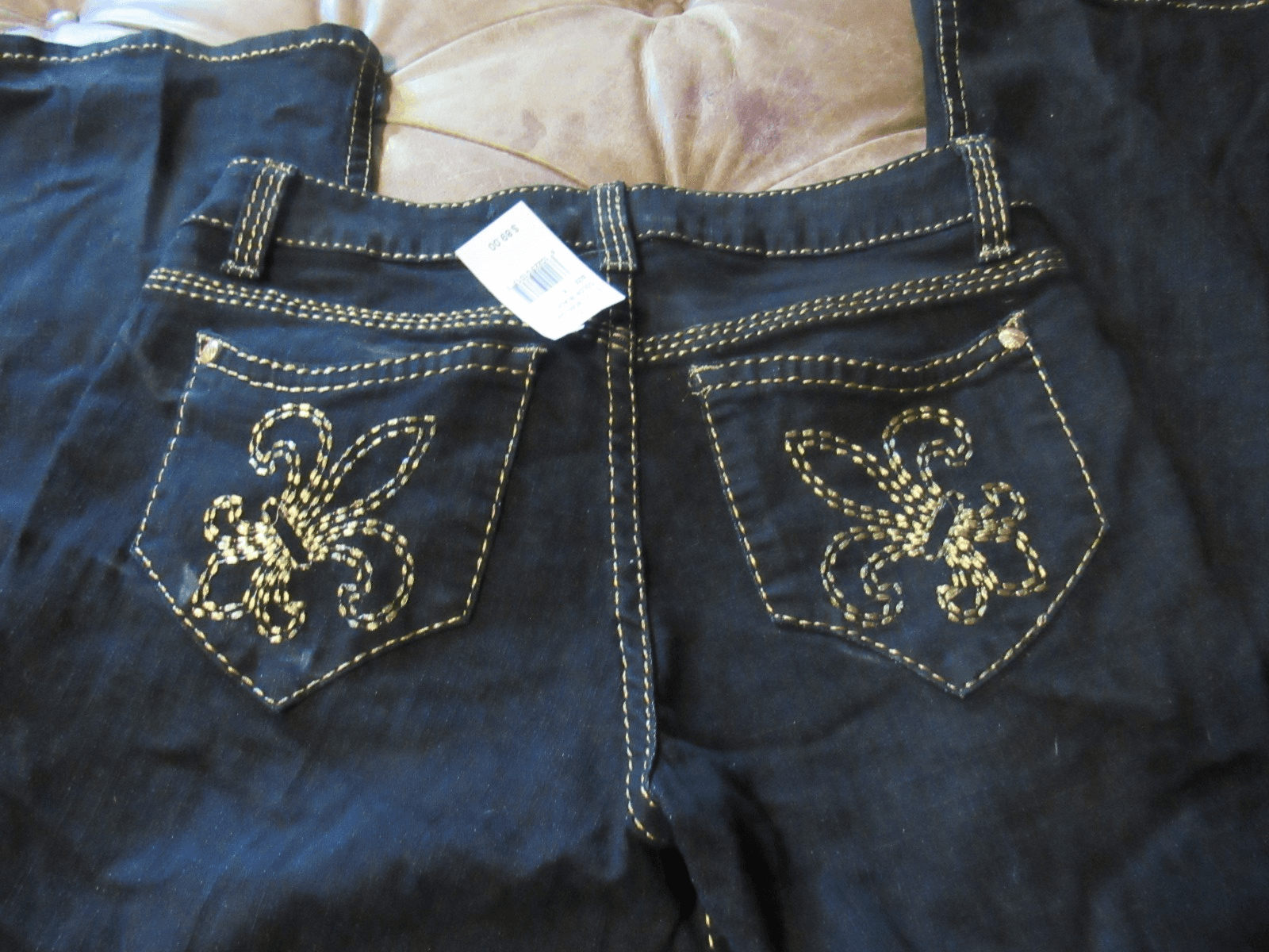 UKnighted Royal Womens 8 Black Stretch Jean Slimming Detail Pockets NWT (I3K) - Thumbnail 2