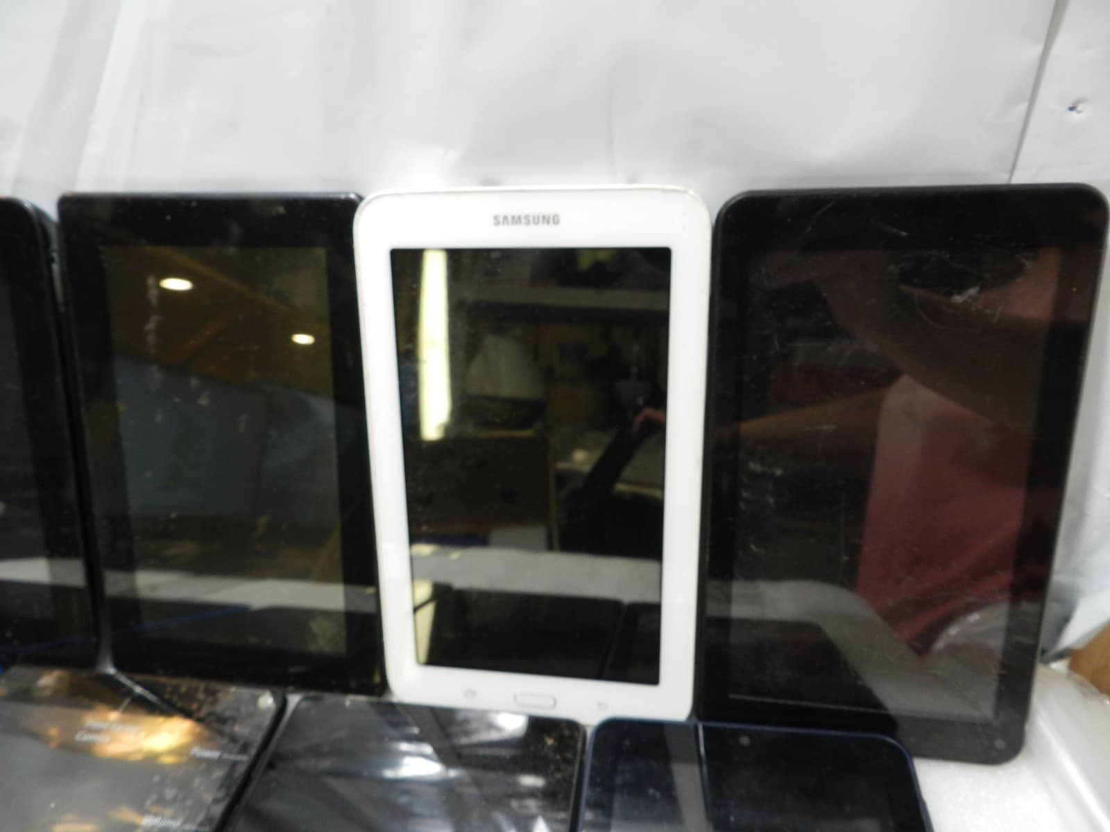 10 Tablets Assorted 8” RCA Samsung Onn Amazon Nexus Emerson (E87J) - Thumbnail 3