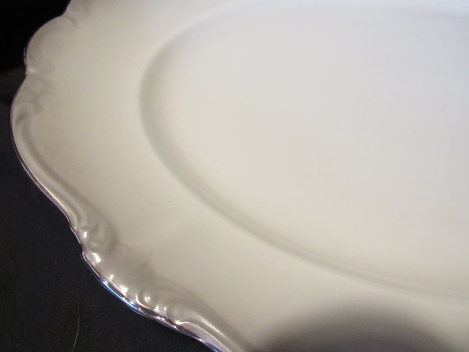 14" Oval Serving Platter Platinum Baroque JOHANN HAVILAND White Silver Trim F94 - Thumbnail 7
