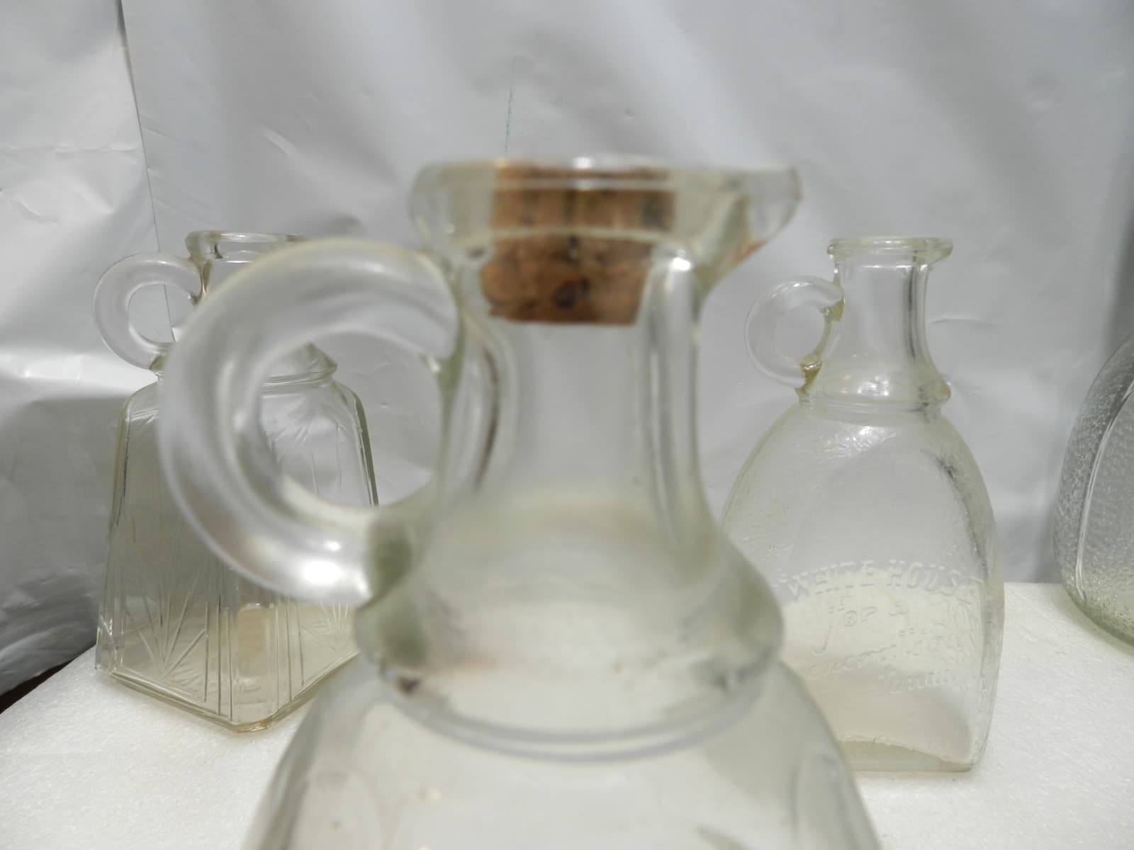 3 WHITE HOUSE VINEGAR Embossed Bottle Crackle Clear Glass Design C62J - Thumbnail 10