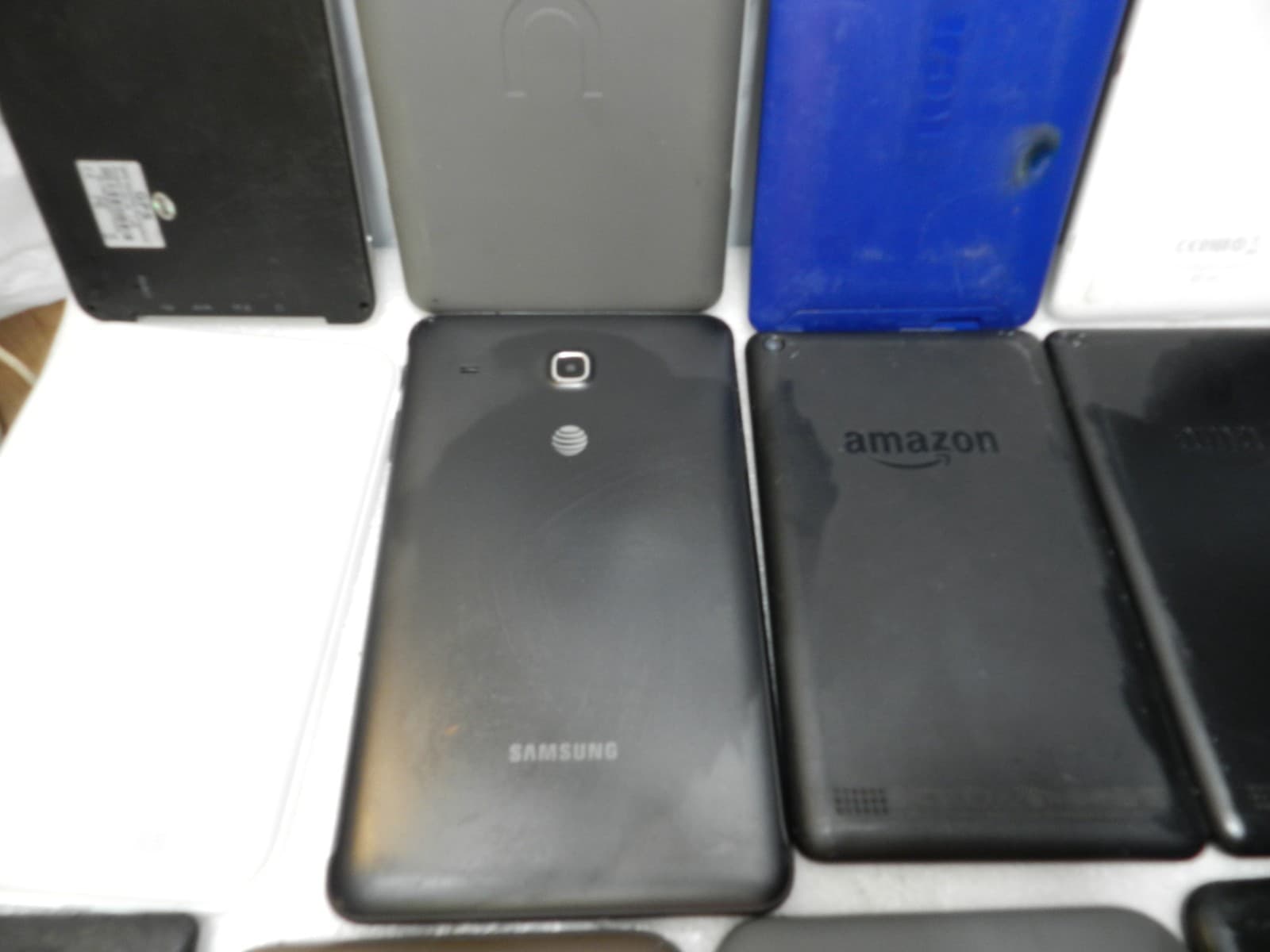 18 Tablets Assorted 8” nook Samsung Amazon RCA Hisense (E88J) - Thumbnail 15