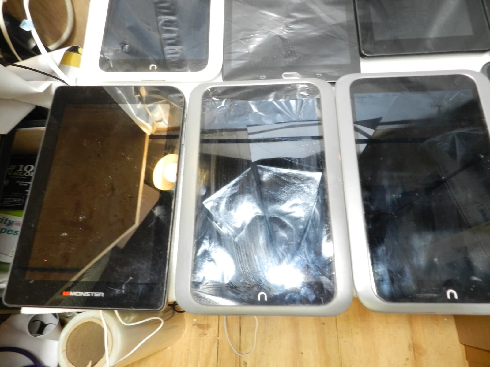 18 Tablets Assorted 8” nook Samsung Amazon RCA Hisense (E88J) - Thumbnail 8