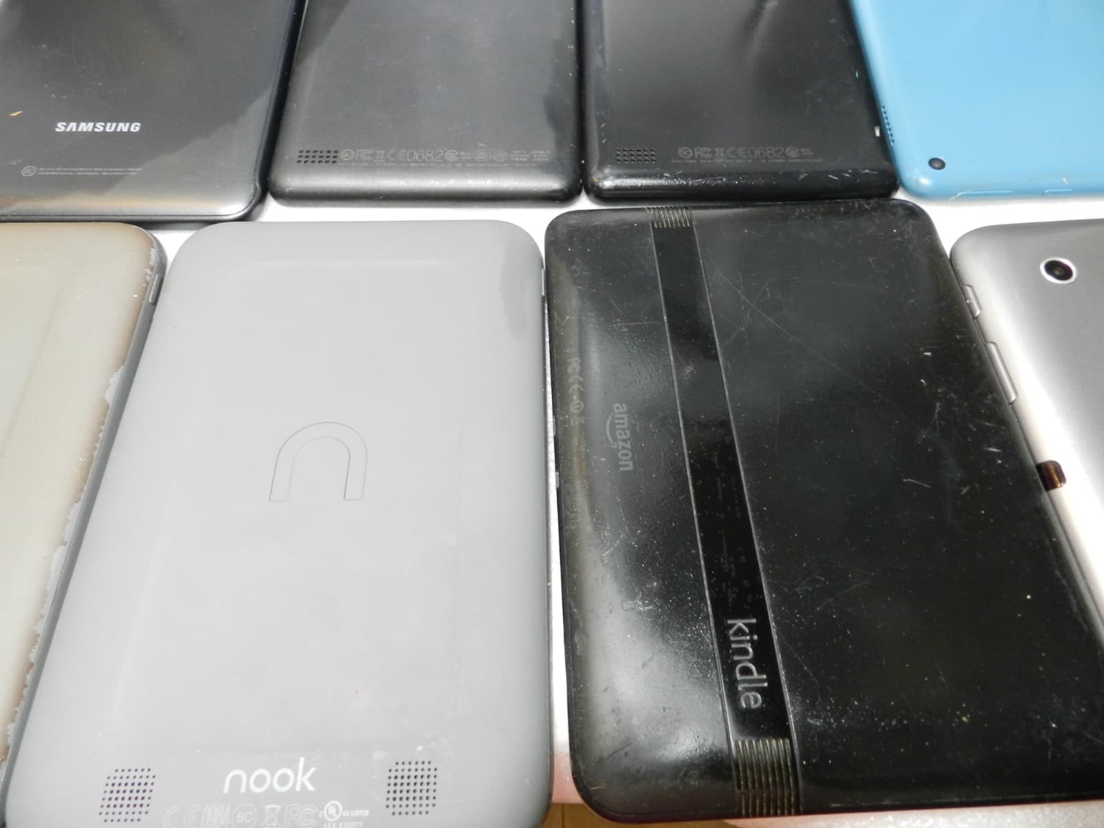 18 Tablets Assorted 8” nook Samsung Amazon RCA Hisense (E88J) - Thumbnail 17