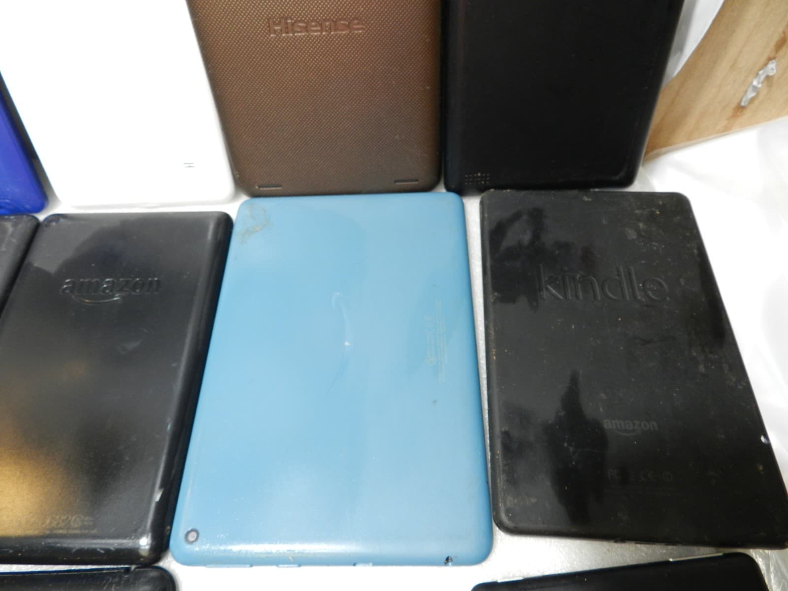 18 Tablets Assorted 8” nook Samsung Amazon RCA Hisense (E88J) - Thumbnail 14