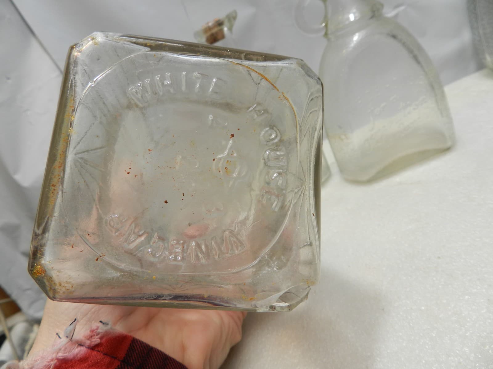 3 WHITE HOUSE VINEGAR Embossed Bottle Crackle Clear Glass Design C62J - Thumbnail 3