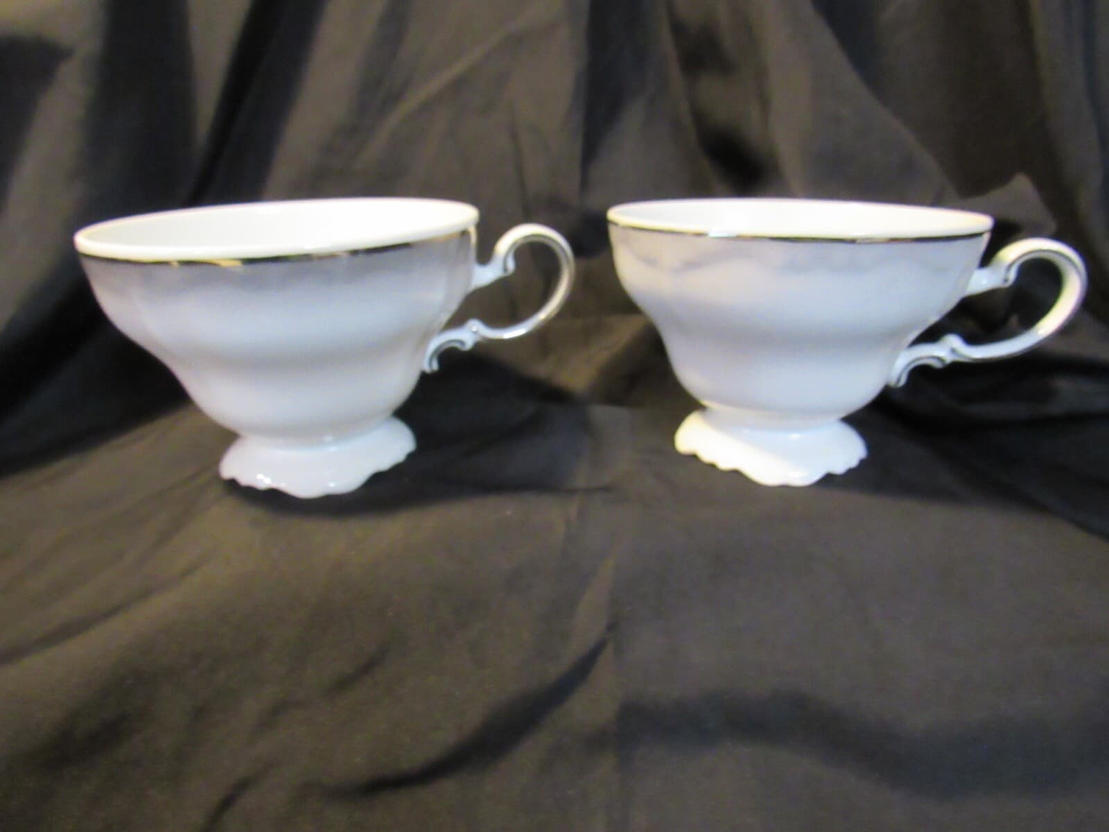 (4) Footed Coffee Cups Platinum Baroque J HAVILAND White Gray w Silver Trim G7J - Thumbnail 2