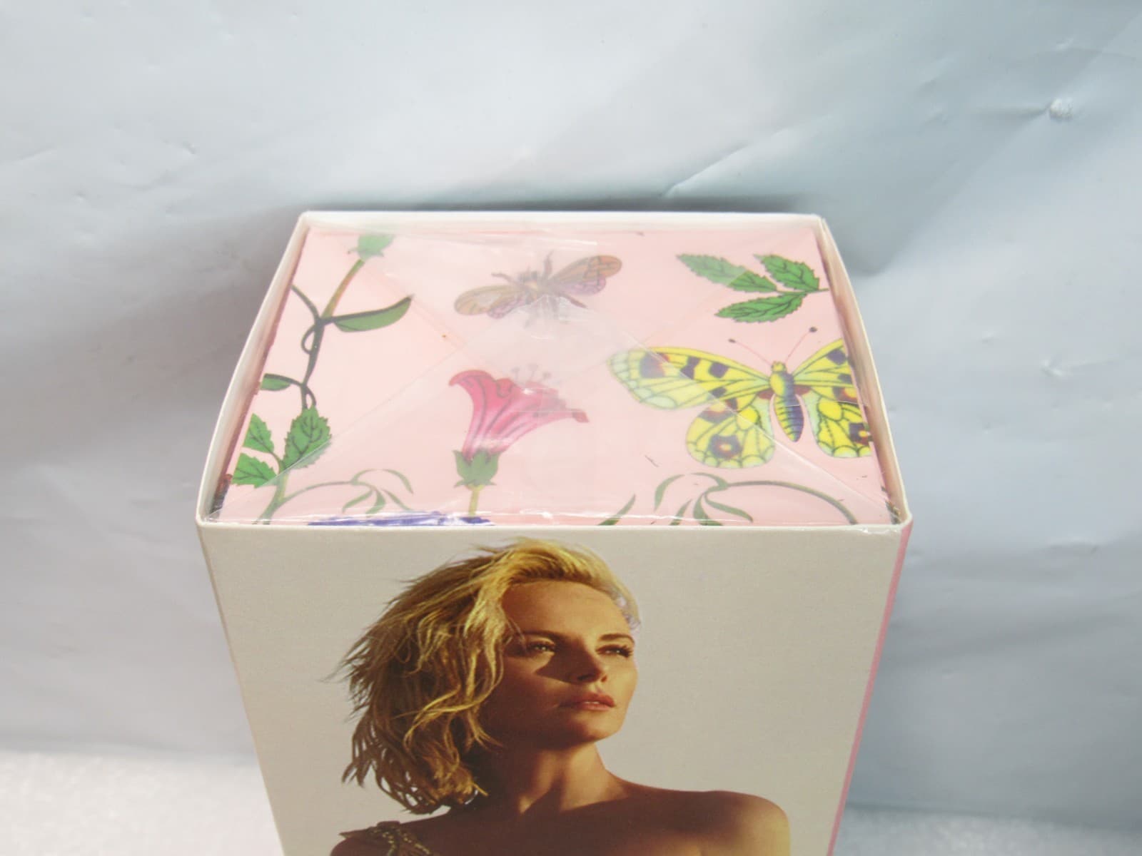 Gucci Flora Gorgeous Gardenia 3.3 oz / 100 ml New- Eau De Toilette Spray J28K - Thumbnail 2