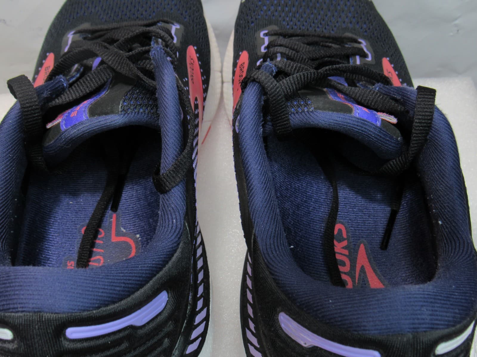 Brooks Women’s Adrenaline 22 Black/Pink Athletic Running Shoes Sz 9.5 US J24K - Thumbnail 8