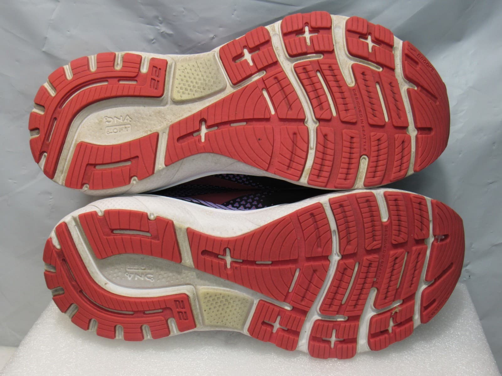 Brooks Women’s Adrenaline 22 Black/Pink Athletic Running Shoes Sz 9.5 US J24K - Thumbnail 10