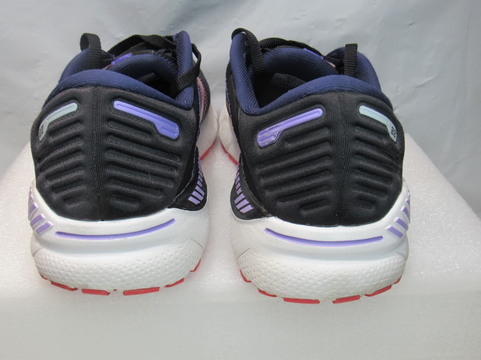 Brooks Women’s Adrenaline 22 Black/Pink Athletic Running Shoes Sz 9.5 US J24K - Thumbnail 7