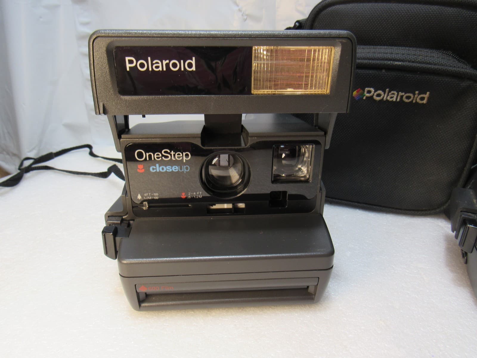 3 Polaroid OneStep Closeup / Land Instant Film Camera W/ Case (W62J) - Thumbnail 7