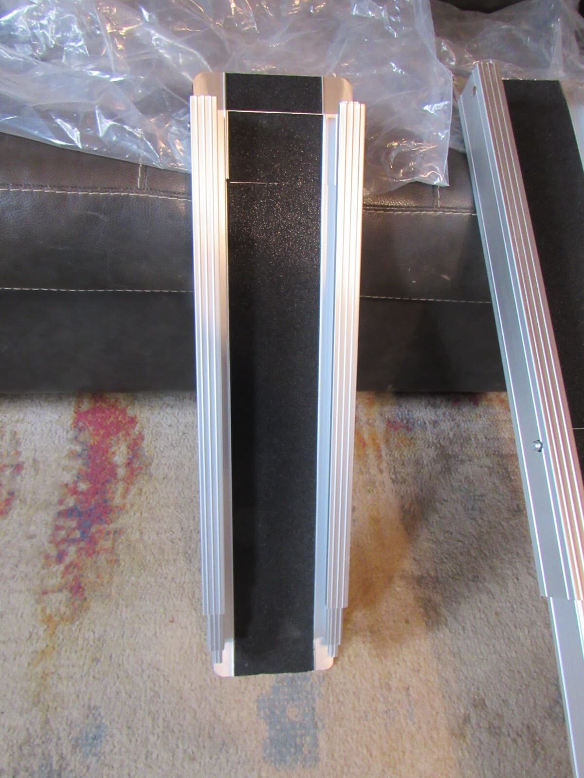 Portable Wheelchair Ramps 600 lb Capacity Adjustable up to 4 Feet Long (O12M) - Thumbnail 5