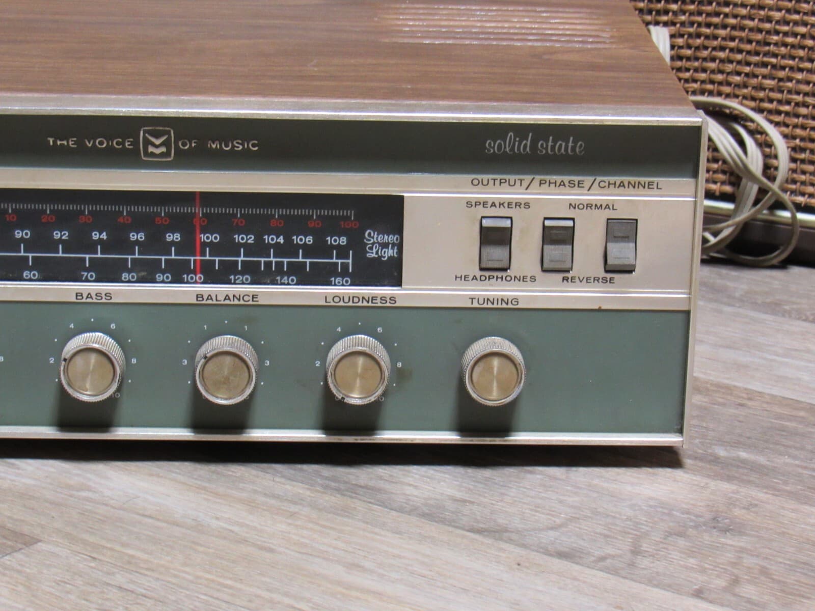 Vtg Solid State The Voice Of Music Stereo Tuner Amplifier Model 1484-2 Speakers - Thumbnail 4