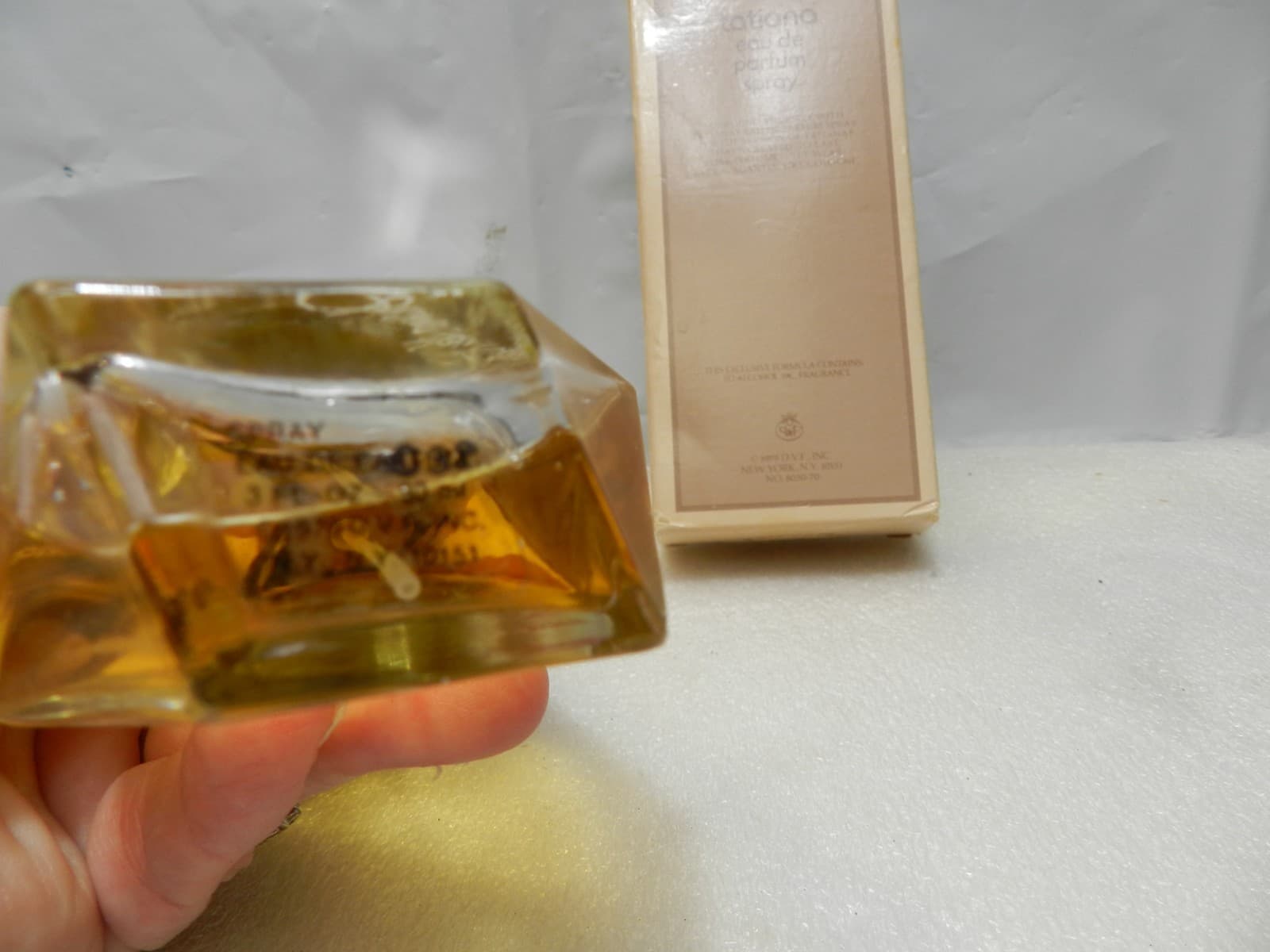 Tatiana by Diane Von Furstenberg For Women 3 oz Eau de Parfum Spray (B21J) - Thumbnail 5