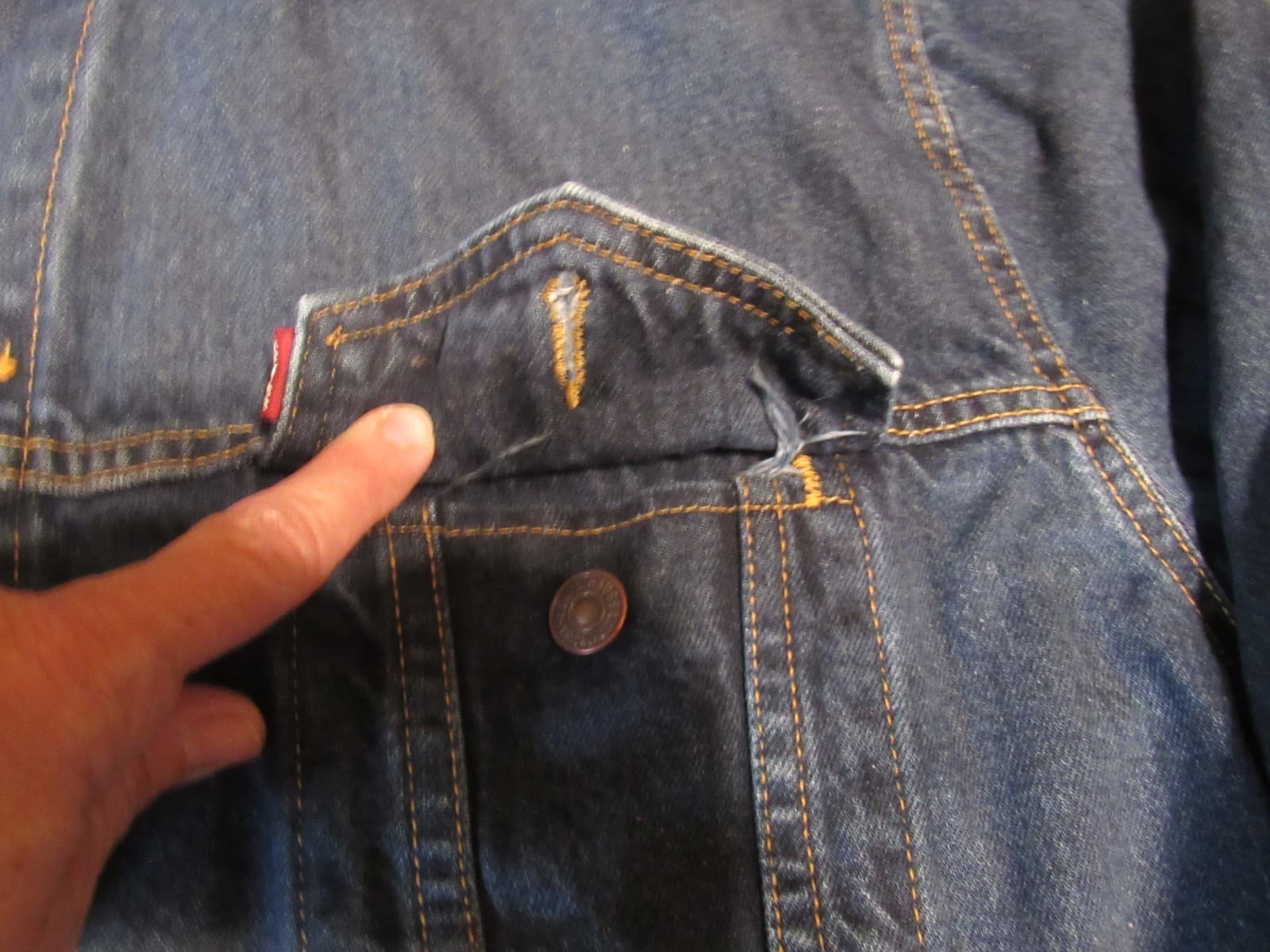 Vintage Levis Denim Trucker Denim Jacket Mens Size XL 70507-4886 90's (T81JJ) - Thumbnail 2