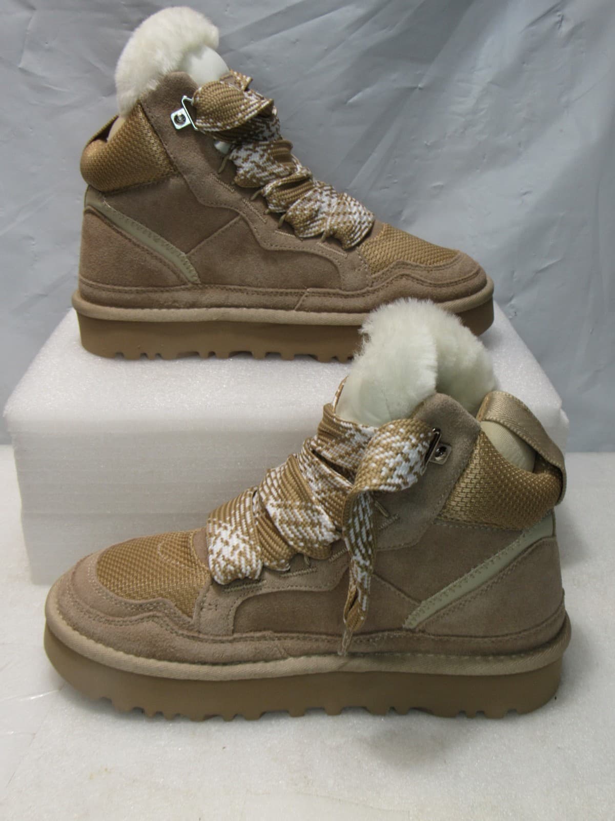 UGG HIGHMEL Chestnut Suede Shearling Lace Up Ankle Boot Women's Size 8 J36K - Thumbnail 8