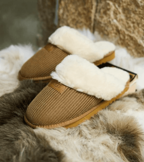 UGG Corduroy Knit Wool Blend Slipper - chestnut Sz 7 US (J35K) - Thumbnail 2