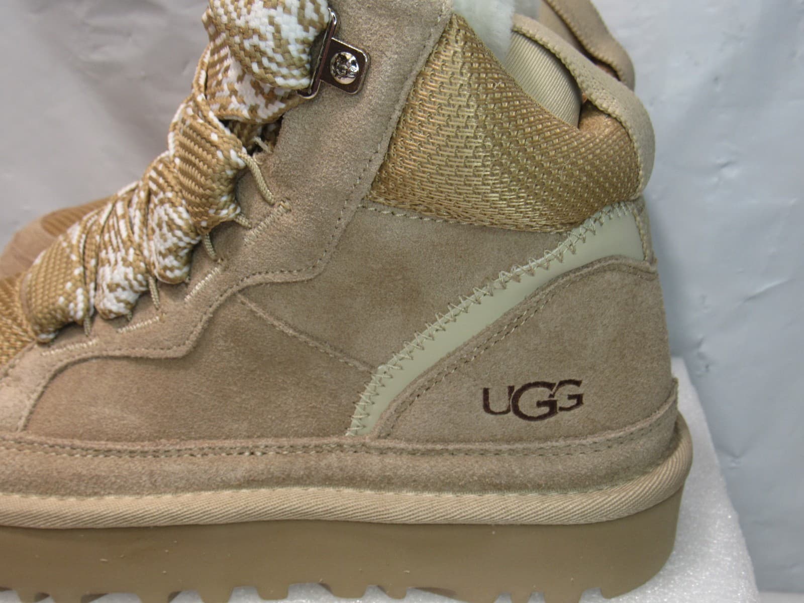 UGG HIGHMEL Chestnut Suede Shearling Lace Up Ankle Boot Women's Size 8 J36K - Thumbnail 3
