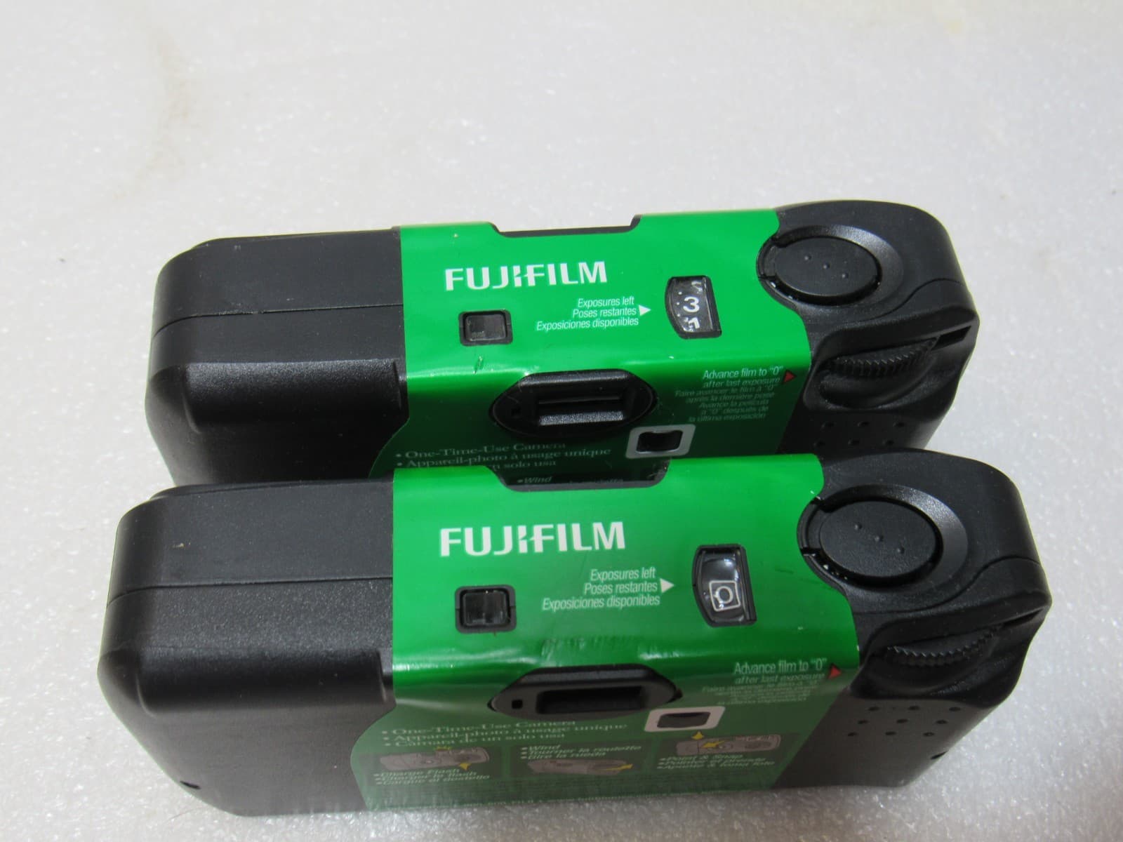 2 Vintage FUJIFILM QuickSnap Flash Camera 54 Exposure New Exp 2015 2016 (V52M) - Thumbnail 4