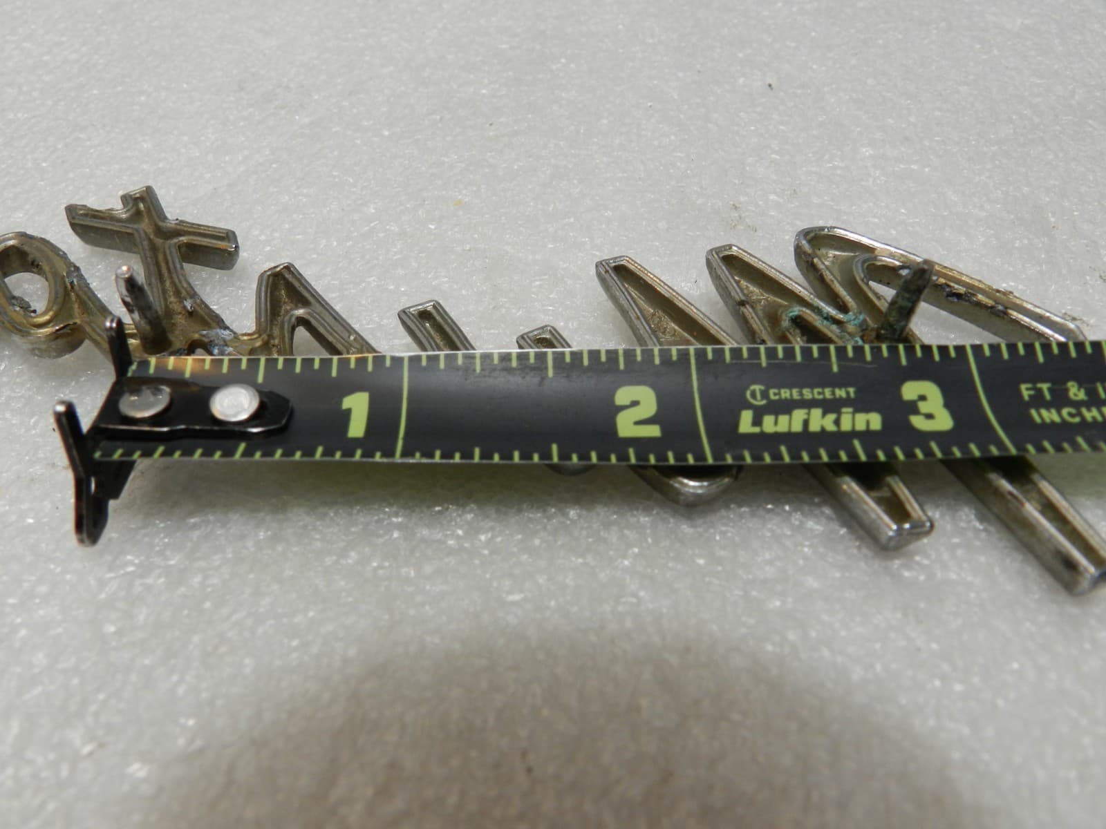 1969-1973 Ford Mustang Emblem Badge Fender C9ZB-16098-A OEM Vintage Chrome (B22J - Thumbnail 4