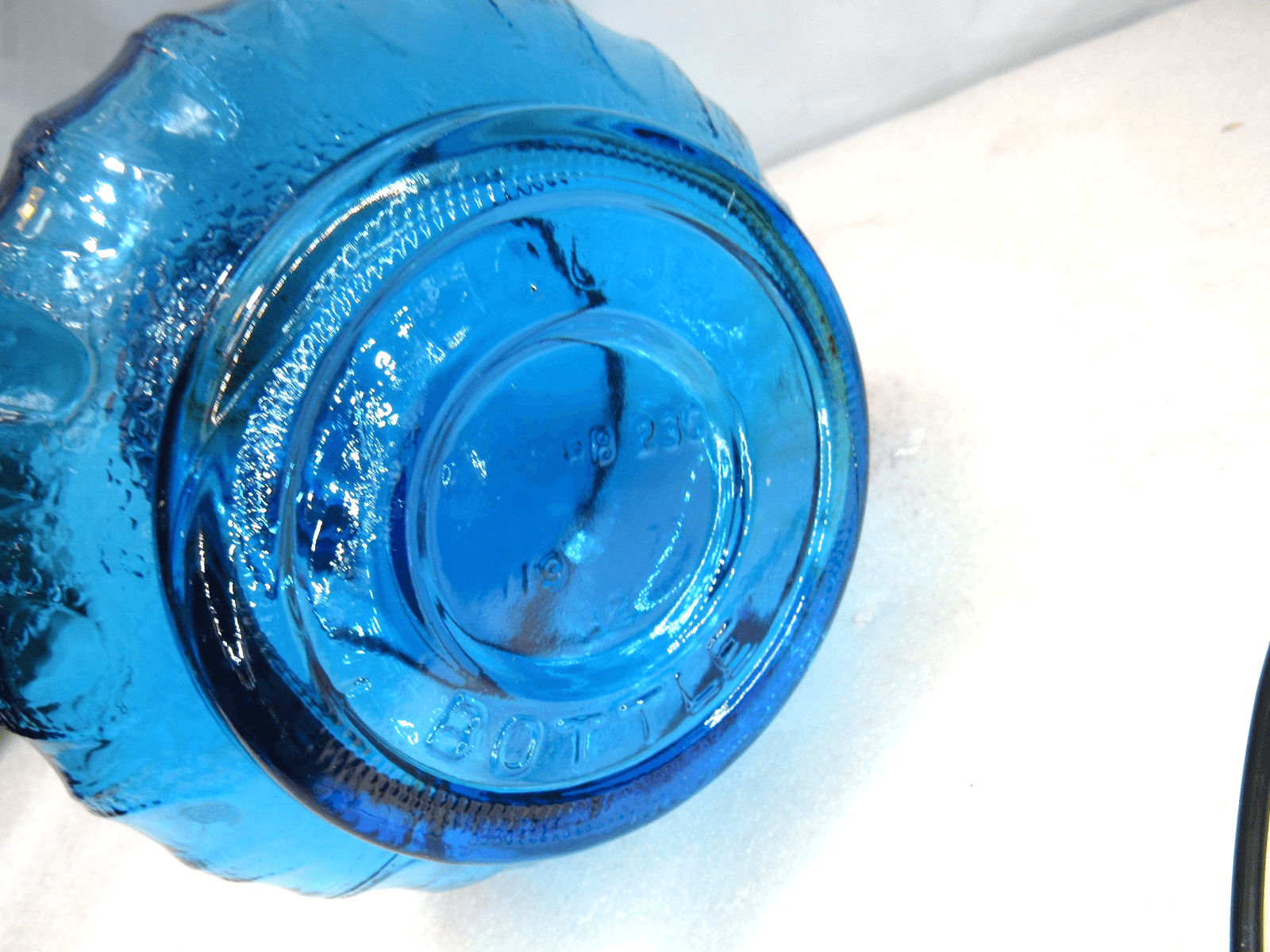Vintage Cobalt Blue Glass Jim Beam Liquor KY DRB-230 Bottle Decanter (G28J) - Thumbnail 7