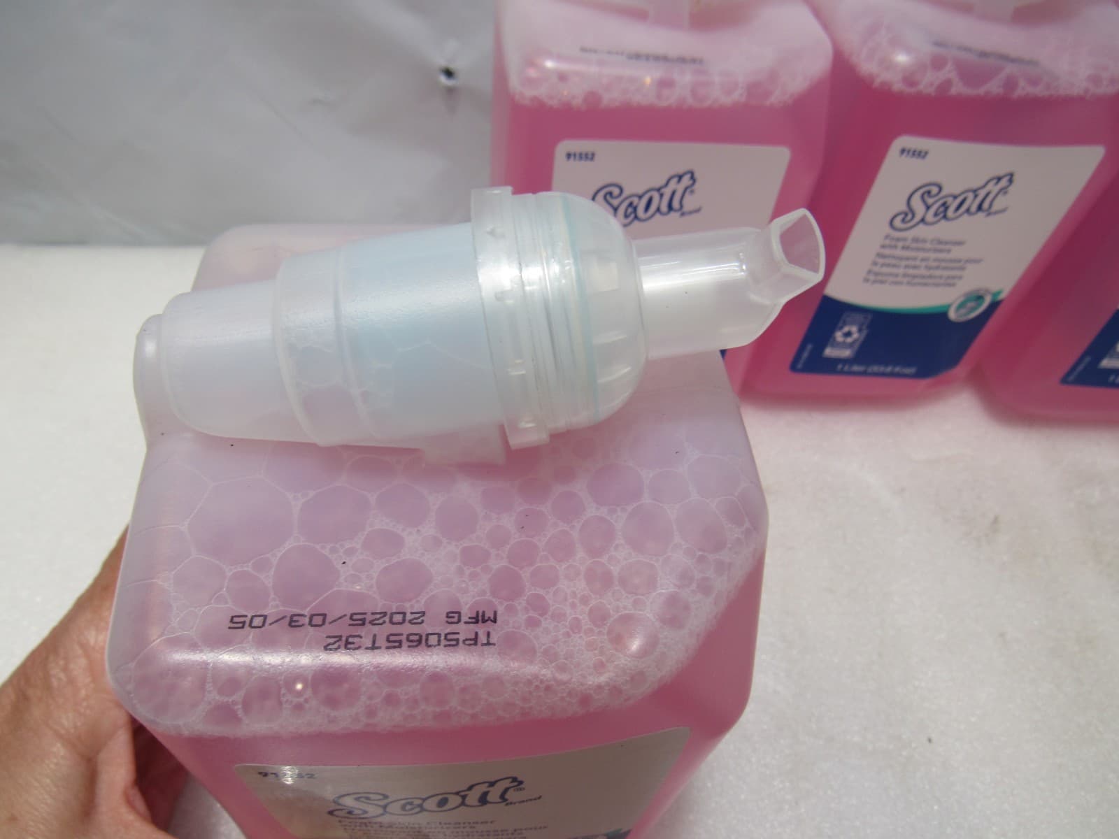 5 Refills Scott Foam Skin Cleanser with Moisturizers 1 Liter Refills (G34K) - Thumbnail 3