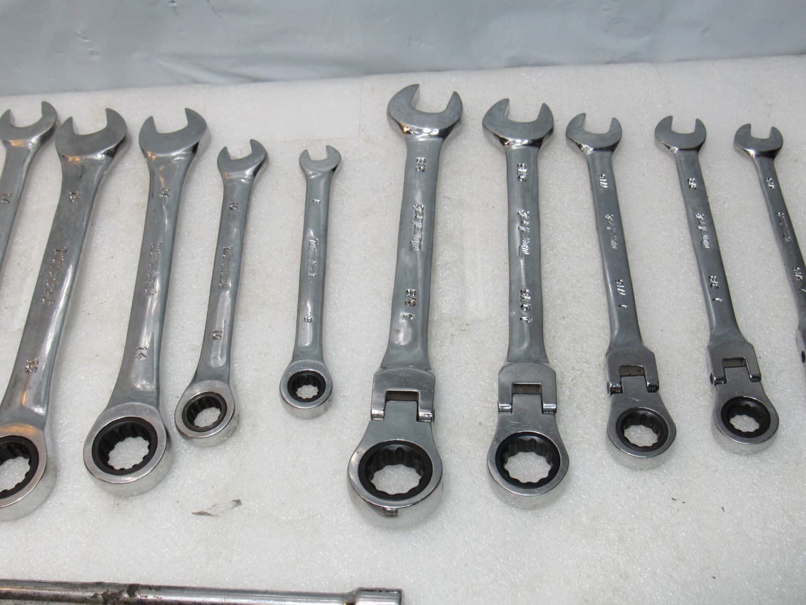 13 PC DURALAST SAE & mm COMBINATION WRENCH Flex Head Ratchet Mixed Set (J42K) - Thumbnail 3