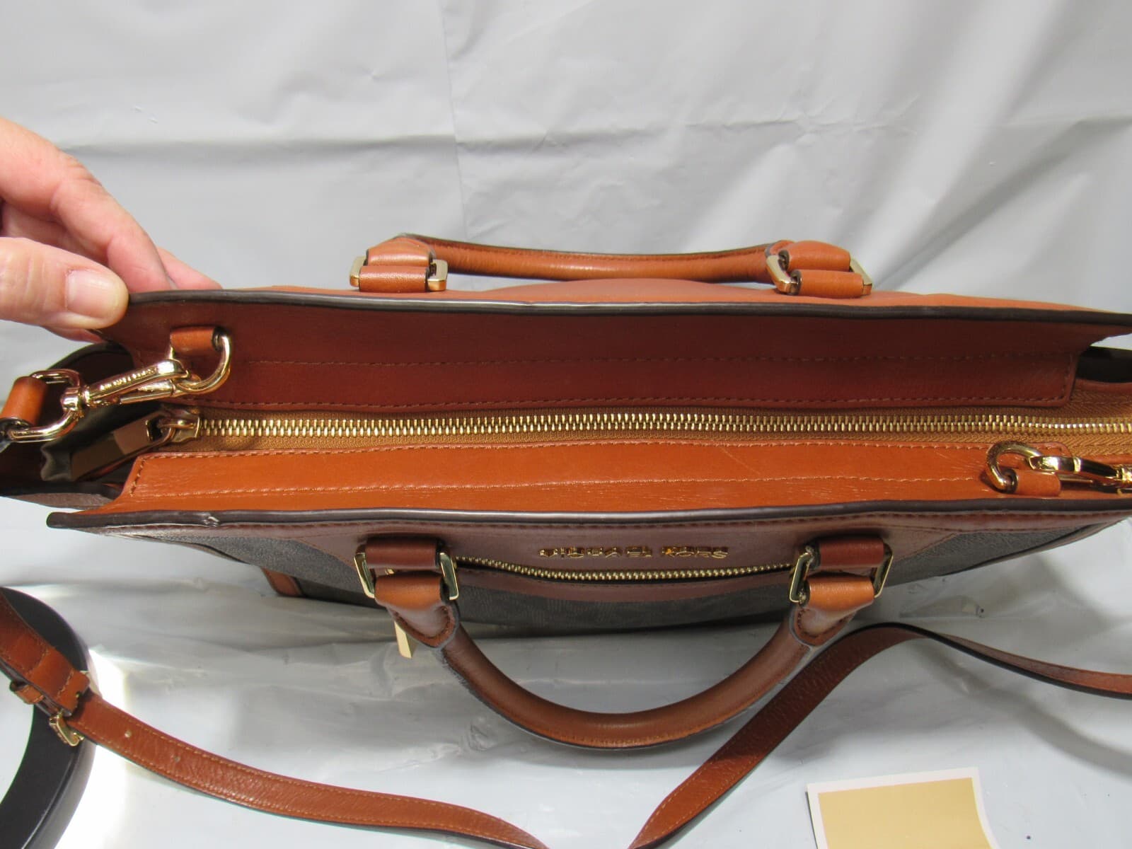 Michael Kors Large Selma Signature Logo Satchel Handbag Brown (P29M) - Thumbnail 3
